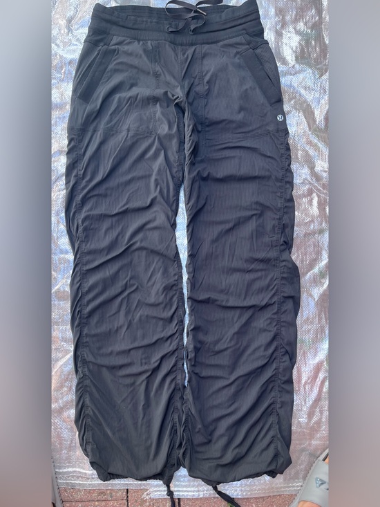lululemon athletica Pants - Lululemon women’s dance studio Pants Sz 6 black
